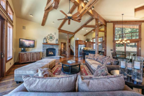 Compass Luxury Lodge - Access to HOA and Free Shuttle!